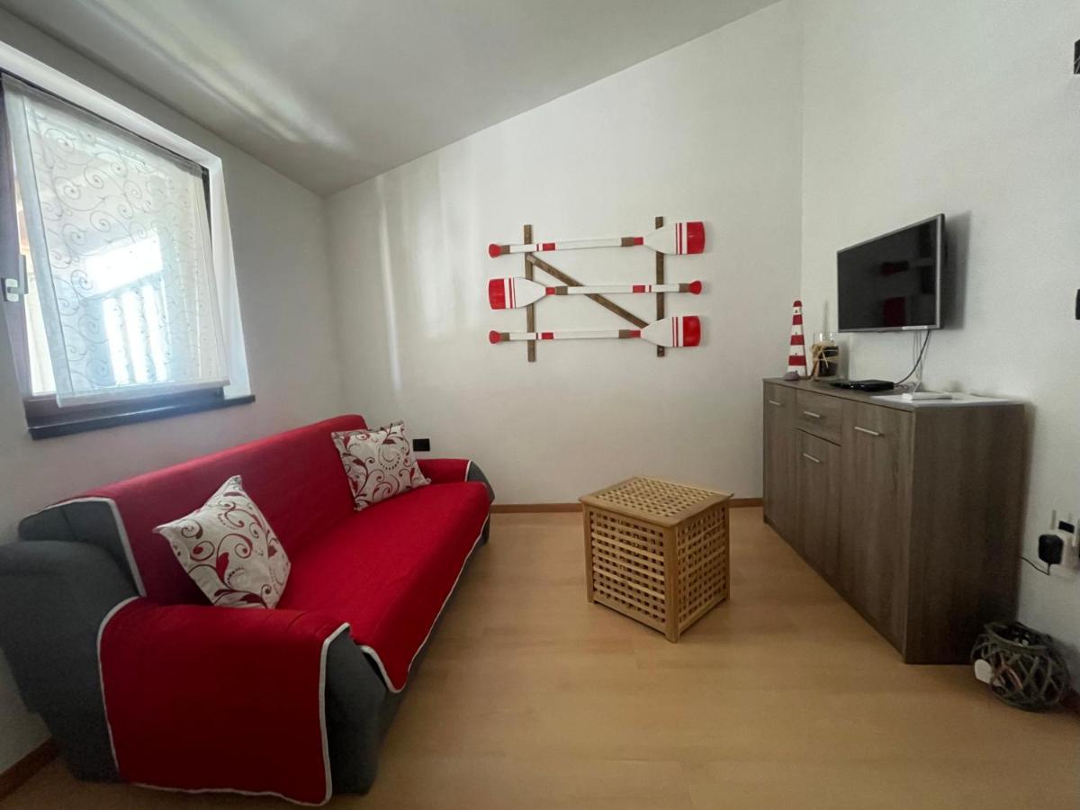 Residence4A-Appartamento Rosso Ravni Buitenkant foto