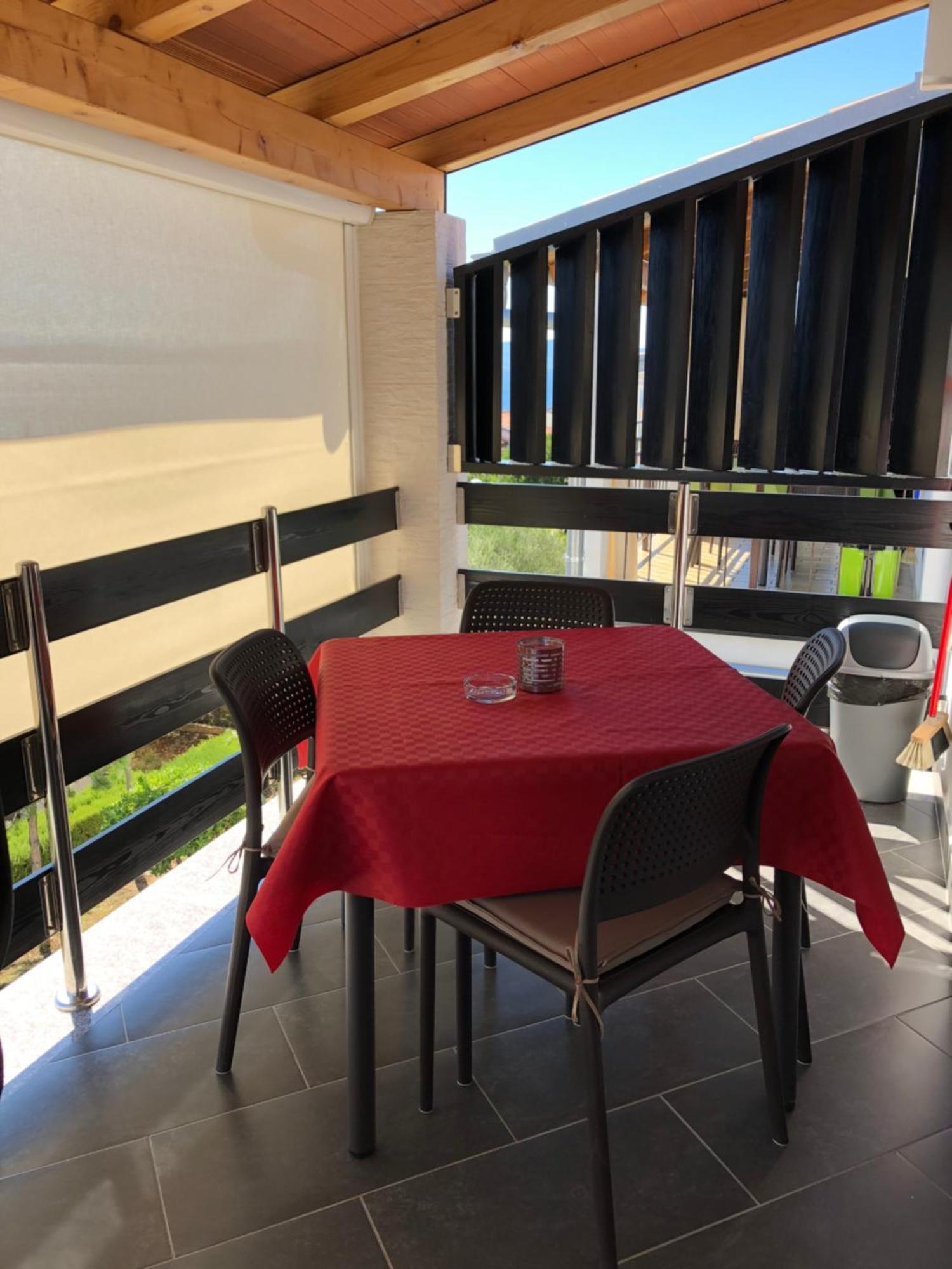 Residence4A-Appartamento Rosso Ravni Buitenkant foto